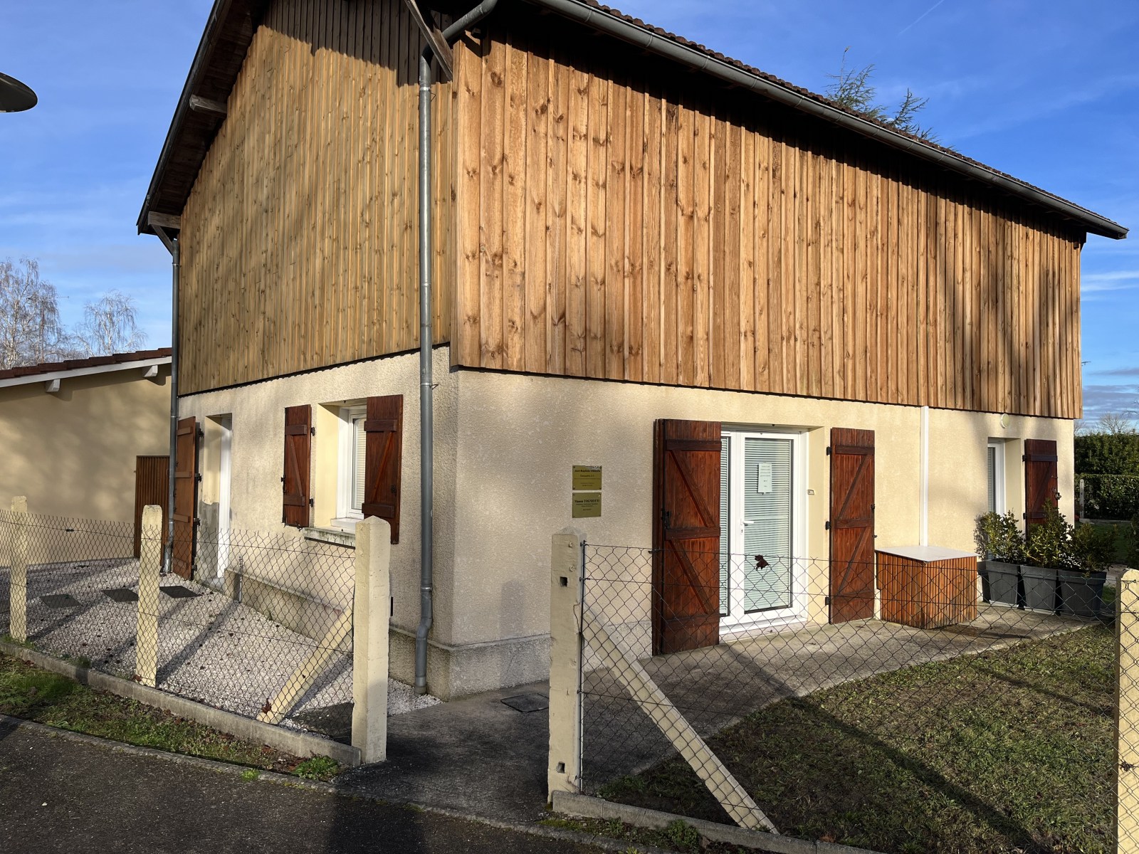 Façade du cabinet d'ostéopathie à Parentis-en-Born